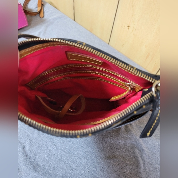 Dooney and Bourke Shoulder Bag - Picture 4 of 12